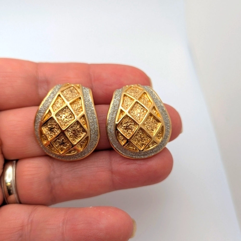 Vintage Gold and Silver Tone Quilted Dome Earrings Clip On
